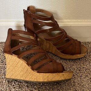Women’s American Eagle Brown Wedges Size 7.5
